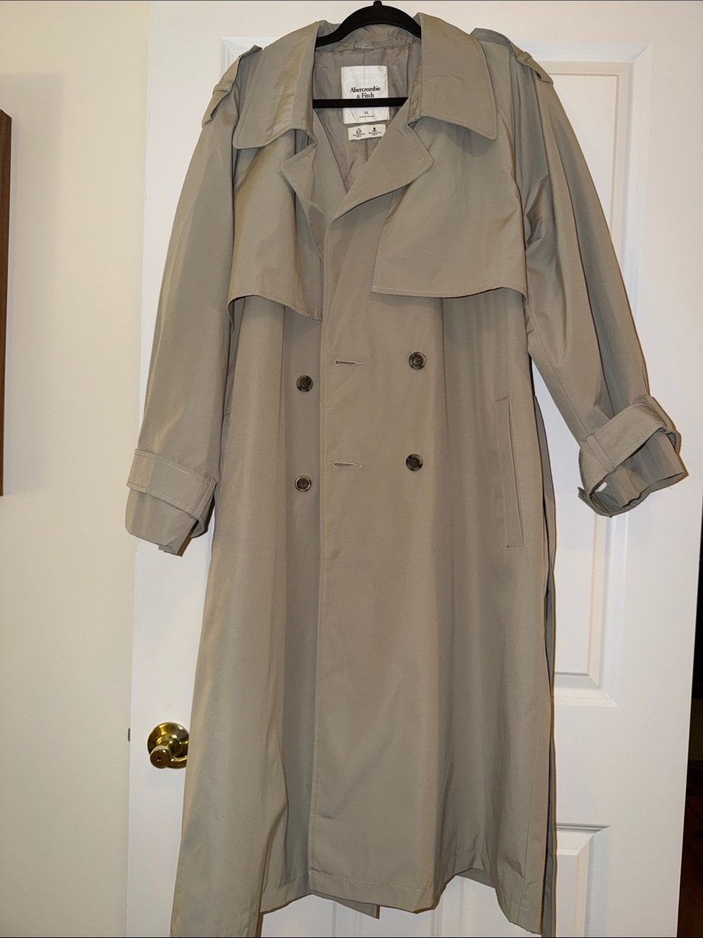 Abercrombie & Fitch Beige Trench Coat - Double-Breasted Classic